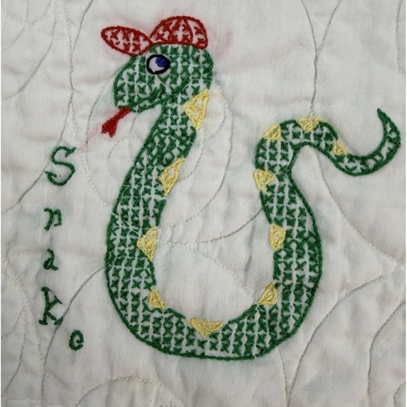 Childrens Zoo Embroidered Quilt Blanket Handmade Baby Toddler Animal Theme - Picture 7 of 16